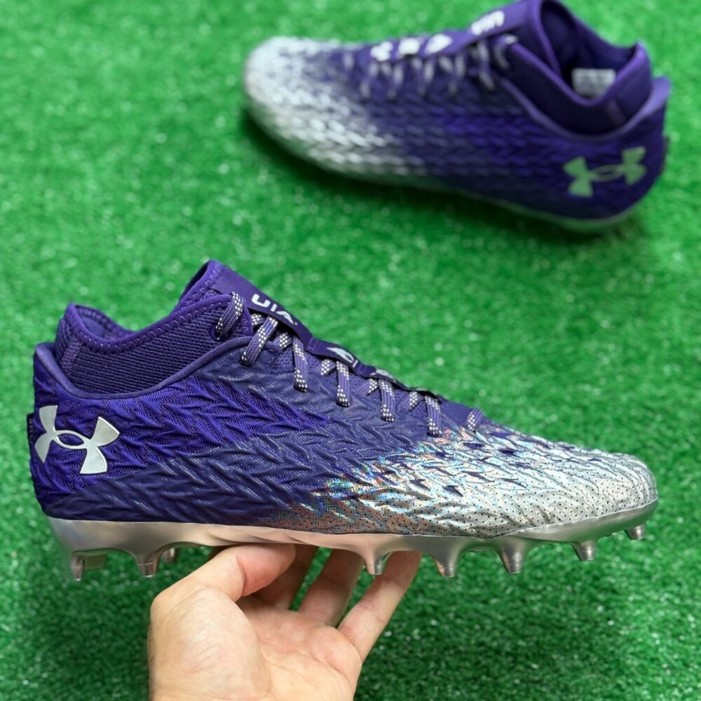 Under Armour Spotlight 4 MC Mens 3027977-500 NEW Sz 11
